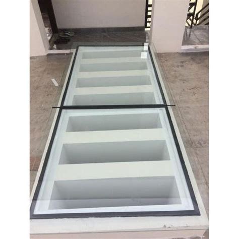 Transparent Skylight Toughened Glass For Roofing Feature Corrosion