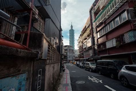 Taipei 101 Observatory During Night · Free Stock Photo