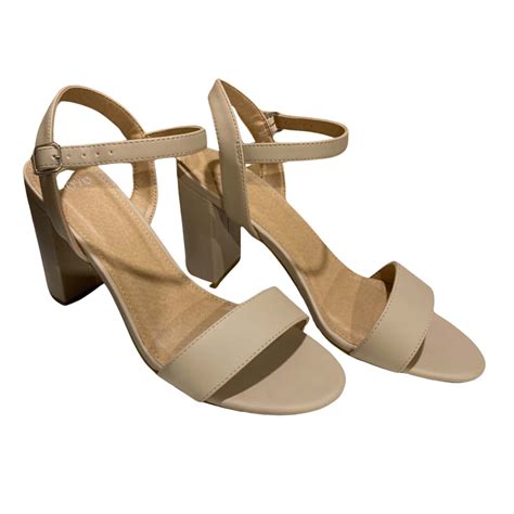 Novo Womens Heels Size Nude