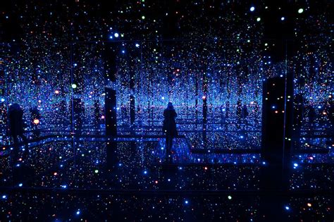 Yayoi Kusama's "Infinity rooms" return to the Tate Modern | Collater.al