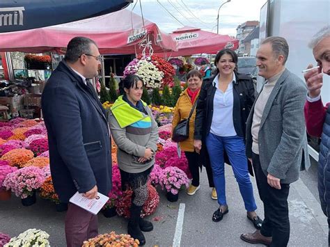 Prefectul Virgiliu Nanu N Mijlocul C Mpinenilor Al Turi De Irina