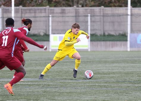 Football L ASPTT Caen Recolle Au Milieu De Tableau De N3 En Battant Oissel