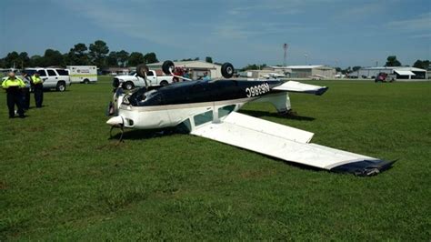 PHOTO: Plane flipped during crash at Arkansas airport, authorities say ...