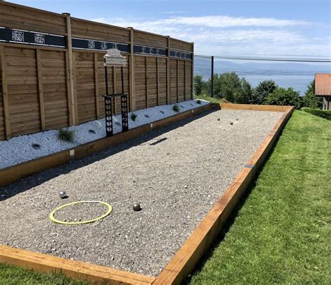 Terrain de pétanque avec vue sur mer Terrain pétanque Terrain boule