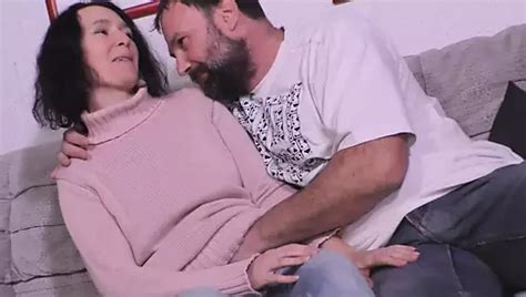 Tantejudysxxx Zierliche Rothaarige Milf Fire Girl Lernen Ihre Unerwartete Mitbewohnerin