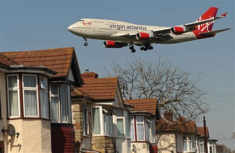 Flight Forced To Turn Back Because Pilot Hadnt Completed Final Flying