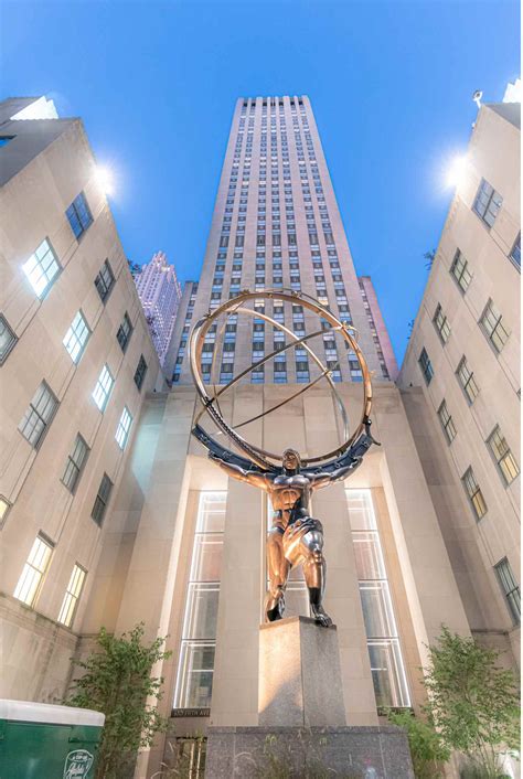 Life in Rockefeller Center