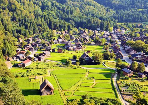 Shirakawa-go village in Japan | Search & Compare Hotel & Flight Deals