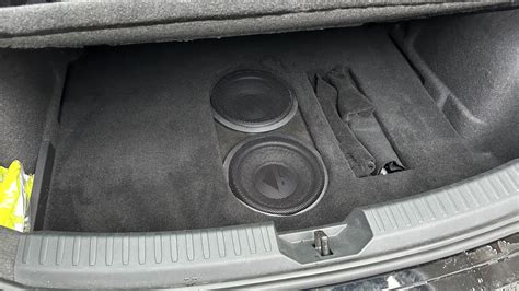 Seat Cupra Leon Helix Soundsystem Subwoofer Carhifi Berlin