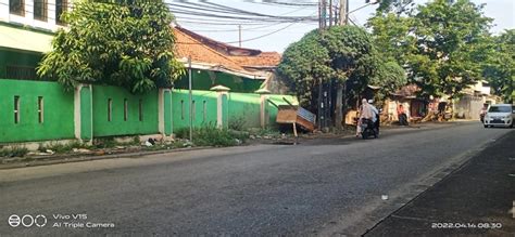 RUMAH PINGGIR JALAN RAYA SULTAN AGUNG BEKASI COCOK UNTUK USAHA Rumah