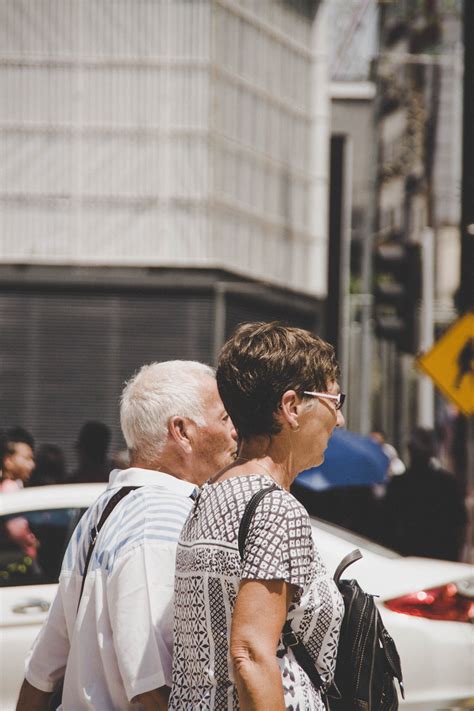 Protecting Your Hearing in a Noisy World: A Guide for Hearing Aid