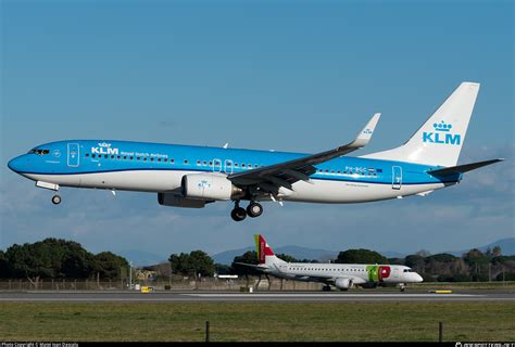 PH BGC KLM Royal Dutch Airlines Boeing 737 8K2 WL Photo By Matei Ioan