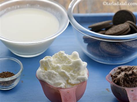 Oreo Milkshake Recipe Indian Oreo Smoothie Oreo Biscuit Milkshake