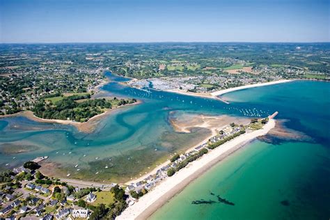 Plage Du Cap Coz Finistere France Detailed Features Map Photos