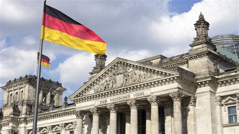 German government presents national security strategy - Prensa Latina