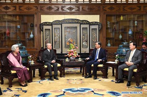 Chinese Top Political Advisor Meets Cambodian King Queen Mother