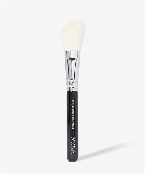 Zoeva 127 Blush And Contour Brush At Beauty Bay