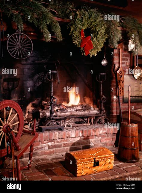 CHRISTMAS OLD TIME FIREPLACE Stock Photo - Alamy