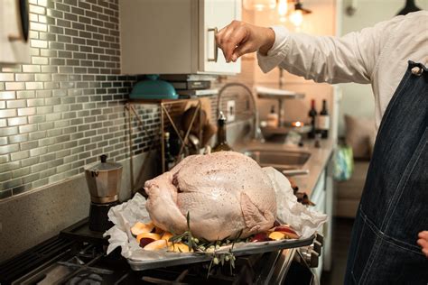 Tips On How To Thaw Prep And Cook Your Pastured Thanksgiving Turkey Millers Bio Farm