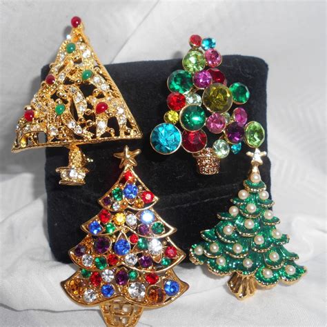 Enamel Rhinestone Christmas Tree Pins Brooches Graziano