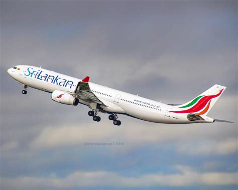 Srilankan Airlines A330 in-flight fuel shortage, diverted to Trivandrum