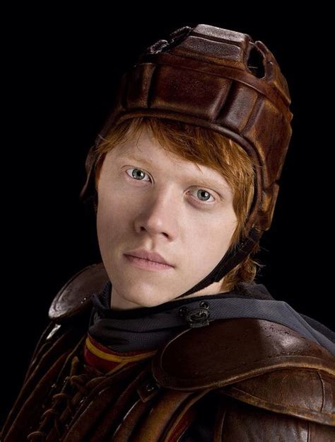 15 best Ron Weasley Quidditch Uniform images on Pinterest | Ron weasley ...