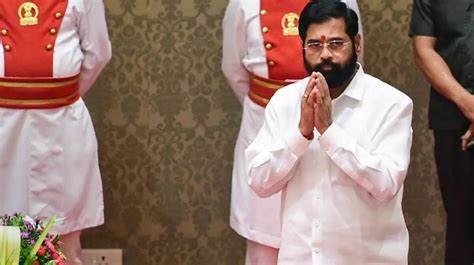 Whoever Becomes My Heir Will Be My Son Tweets Eknath Shinde In Dig