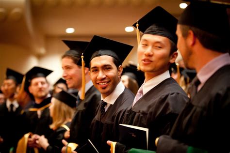 UCSF School of Medicine Sends Newly Minted Doctors into the World | UC ...