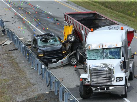 Opp Identify Two Victims In West End Highway 417 Crash Ottawa Citizen