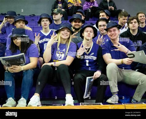 Seattle Wa February 20 Washington Huskies Student Section Before A