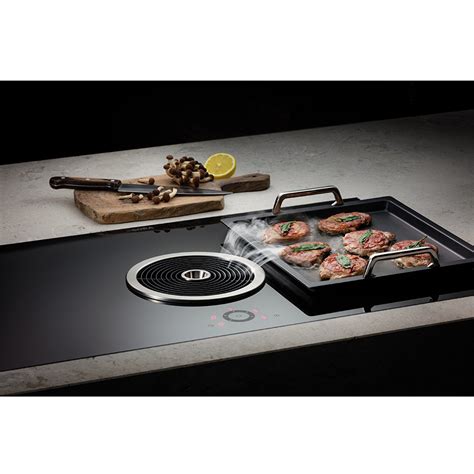 Basic Surface Induction Glass Ceramic Cooktop With Extractor Exhaust