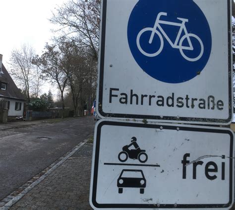 FW UNA hat einen Infoabend zum Thema Verkehrskonzepte für Altdorf