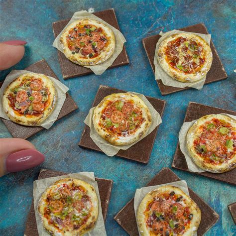 Miniature Pepperoni Pizza Miniature Pizza Dollhouse Mini Inspire