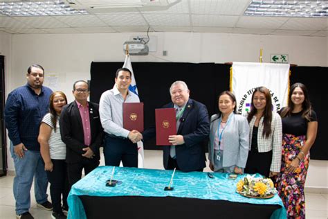 El Centro Regional De Chiriqu Fue Sede De La Firma Del Convenio Entre