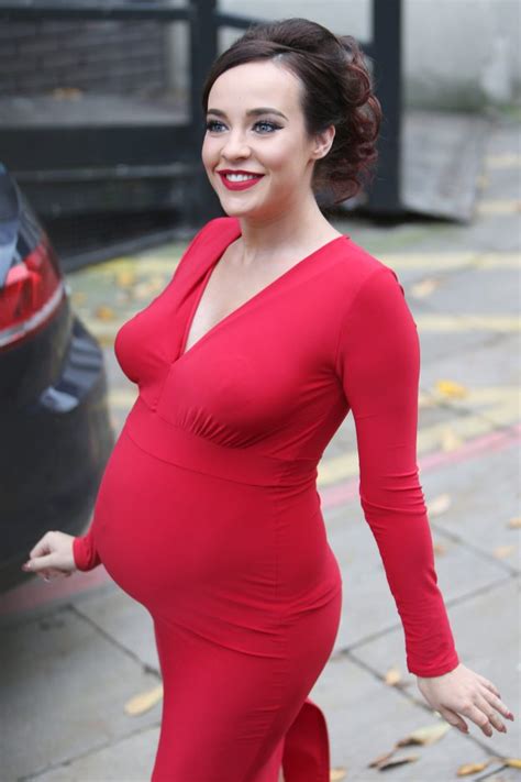 Stephanie Davis Autobiography Pregnant Actress Confirms Sincere Book