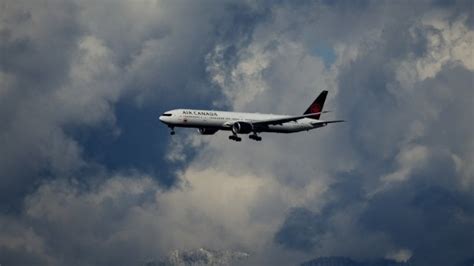 Toronto Bound Air Canada Flight Makes Emergency Landing In Houston R