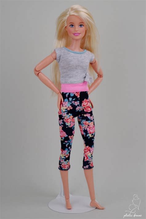 Plastic Dreams Dolls Barbie Et Miniatures Made To Move Barbie Doll Blonde