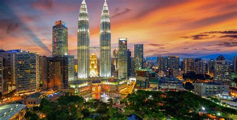 Petronas Twin Towers Tickets – Save on Sky-High Views