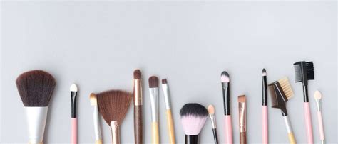 Makeup Brushes And Their Uses