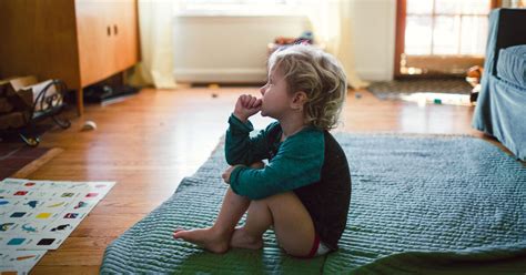 Toddler Biting Nails: Causes, When to Worry, How to Stop It