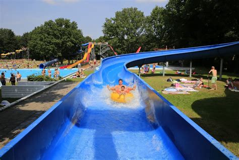 De Leukste Vakantieparken Met Zwembad En Glijbanen