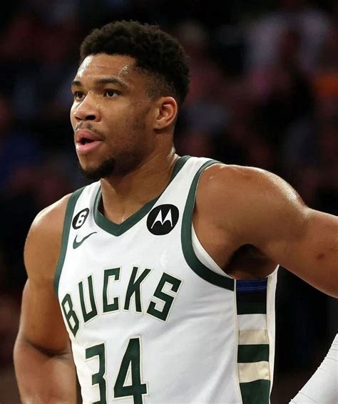 Milwaukee Bucks 5 Records Giannis Antetokounmpo Broke In Career Night