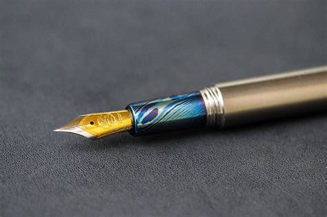 Founty™ - Titanium Fountain Pen – Magnus Store