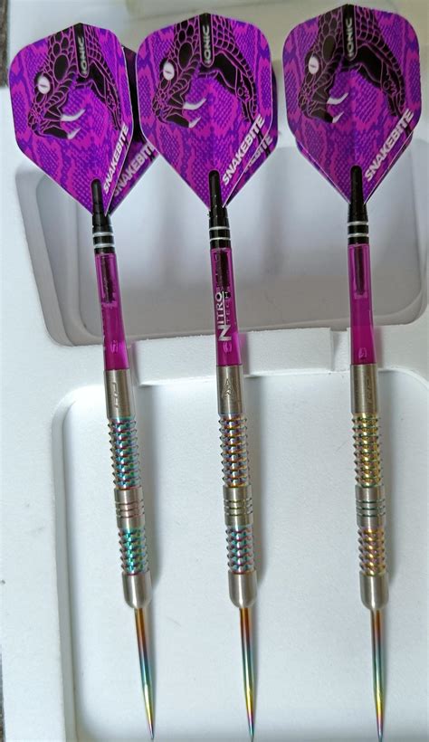 RD Snakebite Mamba Rainbow set-up 24g : r/Darts