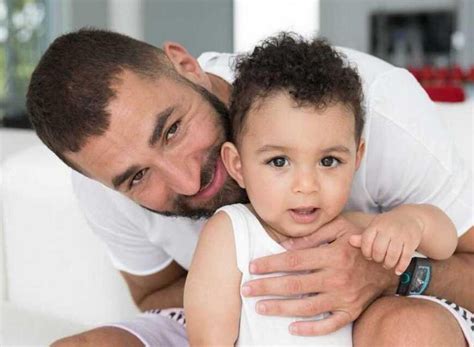 Karim Benzema Et Sa Famille