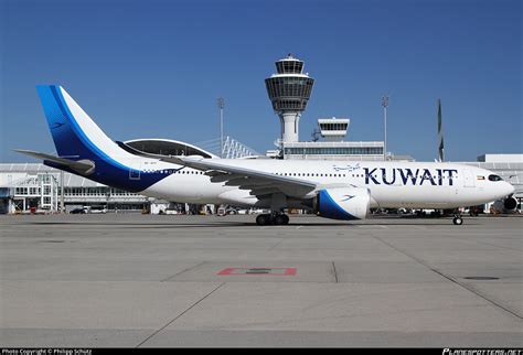 9K APF Kuwait Airways Airbus A330 841 Photo by Philipp Schütz ID