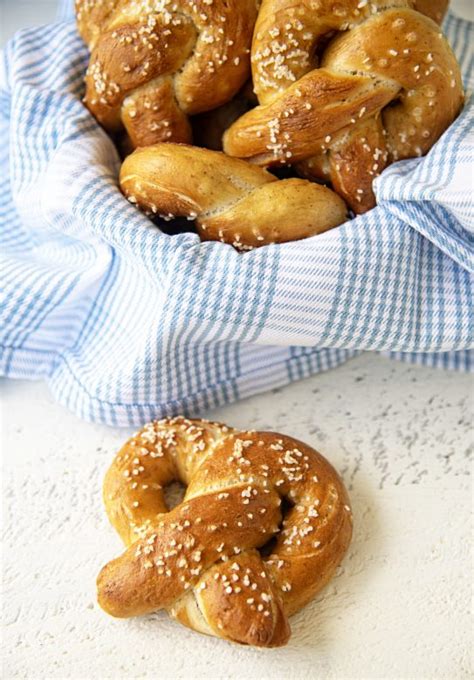 Basic Salted Soft Pretzels