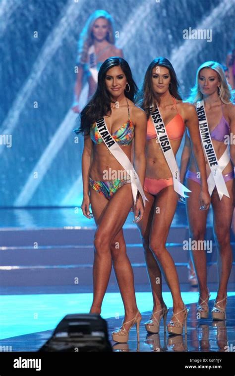 Hot Sexy Jeannette Rankin Bikini Pics