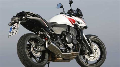 Vergleichstest Mittelklasse Naked Bikes Motorradonline De