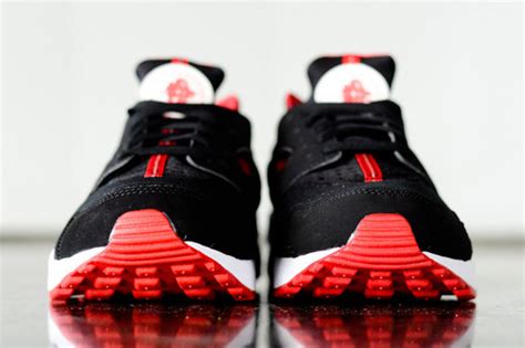 Michael Jordan Would Be Down With These Nike Huaraches - SneakerNews.com